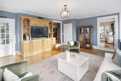 Living - 23 Everett Ave, Winchester, MA 01890 photo 5 of 5