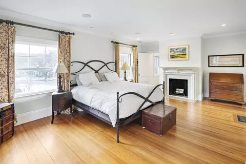 Bedroom - 23 Everett Ave, Winchester, MA 01890 photo 2 of 8