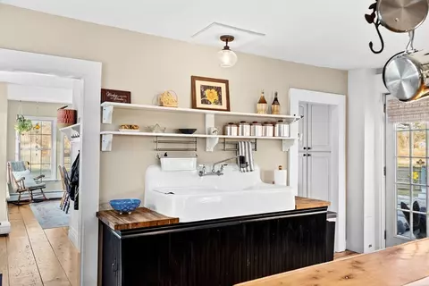 85 Summit St, Halifax, MA 02338 photo 6