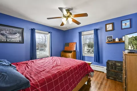 Bedroom - 10 Edison Ave, Pittsfield, MA 01201 photo 1 of 4
