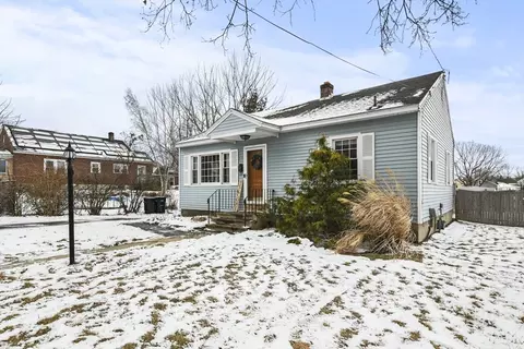 Exterior - 10 Edison Ave, Pittsfield, MA 01201 photo 4 of 10