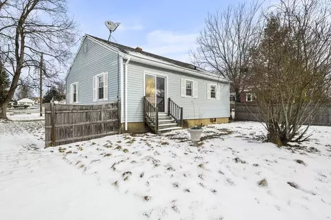 Exterior - 10 Edison Ave, Pittsfield, MA 01201 photo 9 of 10