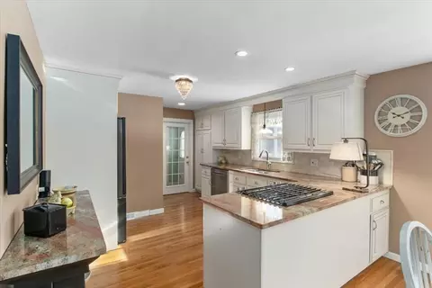 52 Hemlock St, Walpole, MA 02032 photo 14
