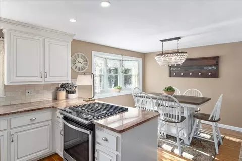 52 Hemlock St, Walpole, MA 02032 photo 12