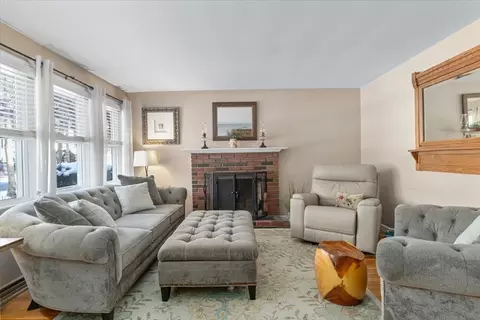 52 Hemlock St, Walpole, MA 02032 photo 6