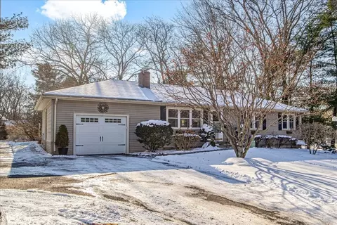 52 Hemlock St, Walpole, MA 02032 photo 3