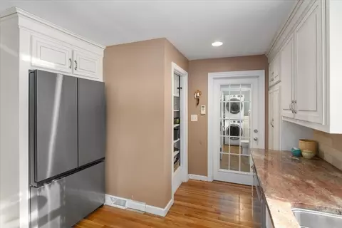 52 Hemlock St, Walpole, MA 02032 photo 17