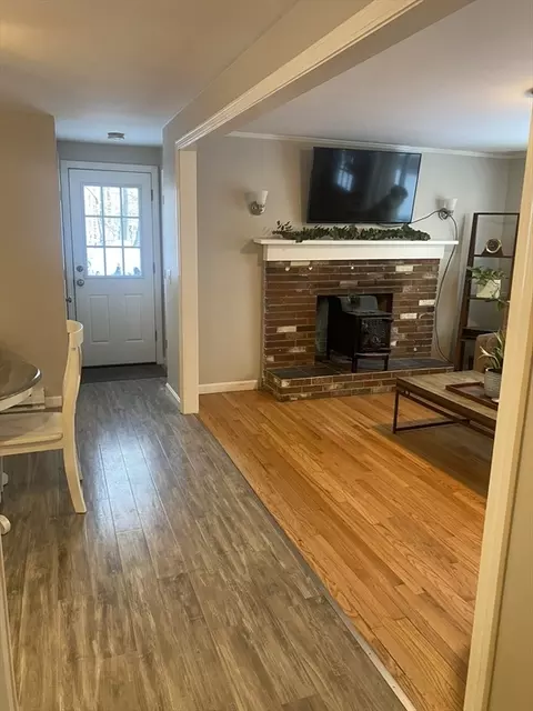 Entry Way - 11 Lower Gore Rd, Webster, MA 01570 photo 1 of 1