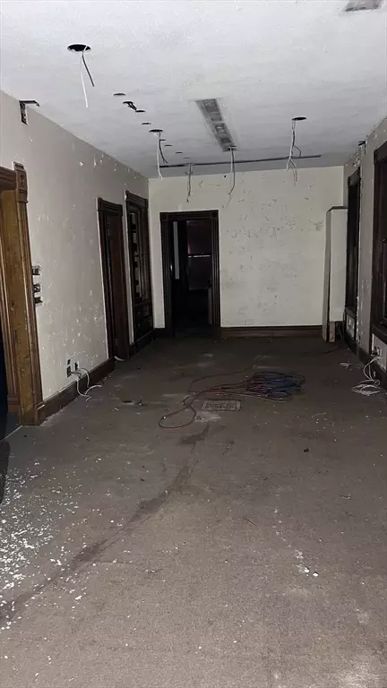 2345 Main St, Springfield, MA 01107 photo 7