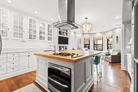 252 Webster St #2, Boston, MA 02128 photo 4