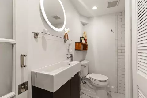 252 Webster St #2, Boston, MA 02128 photo 16