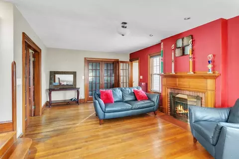 111 Manchester Ter, Springfield, MA 01108 photo 8
