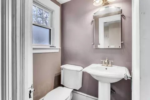 111 Manchester Ter, Springfield, MA 01108 photo 26