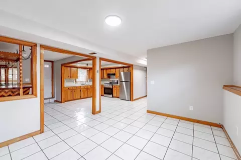 810 Weetamoe St, Fall River, MA 02720 photo 24