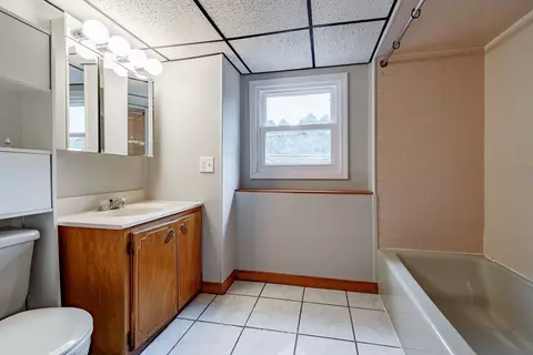 810 Weetamoe St, Fall River, MA 02720 photo 31