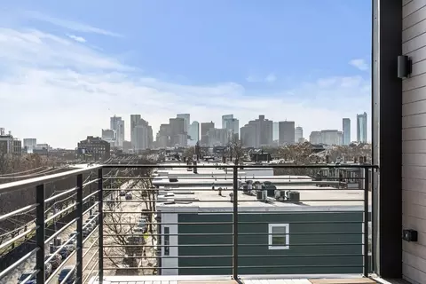 268 Bremen St #3, Boston, MA 02128