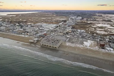 5 Shea St #2, Salisbury, MA 01952