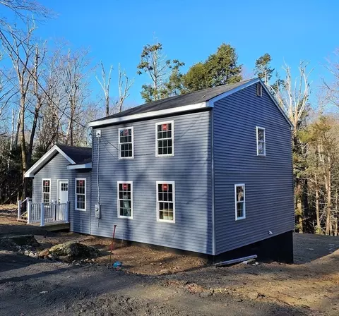 26 Amber Rd, Holland, MA 01521