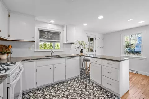 7 Manitoba Rd, Mashpee, MA 02649 photo 9