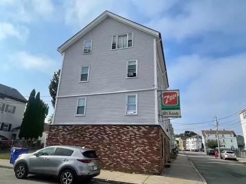 306-308 Fourth St, Fall River, MA 02721 photo 3