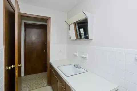 100 Loomis Dr, Chicopee, MA 01020 photo 12