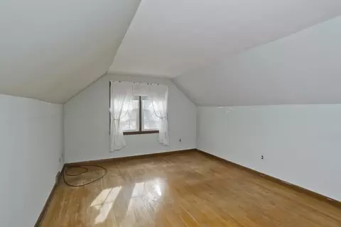 100 Loomis Dr, Chicopee, MA 01020 photo 21