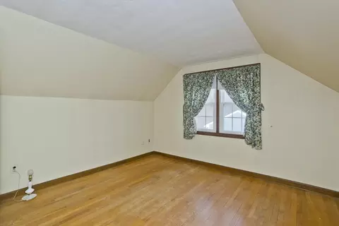 100 Loomis Dr, Chicopee, MA 01020 photo 22