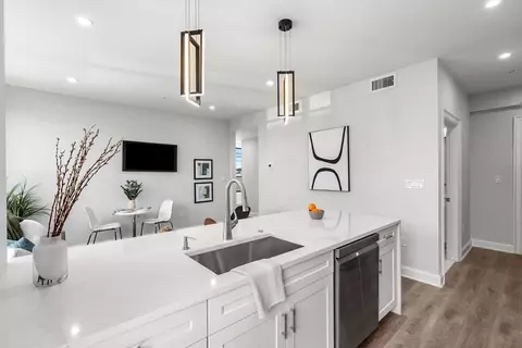 523-531 2nd St #203, Everett, MA 02149 photo 3