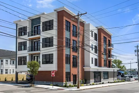523-531 2nd St #203, Everett, MA 02149