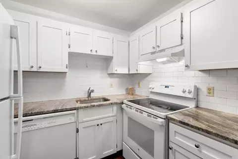 Kitchen - 51 Will Dr #137, Canton, MA 02021 photo 1 of 1