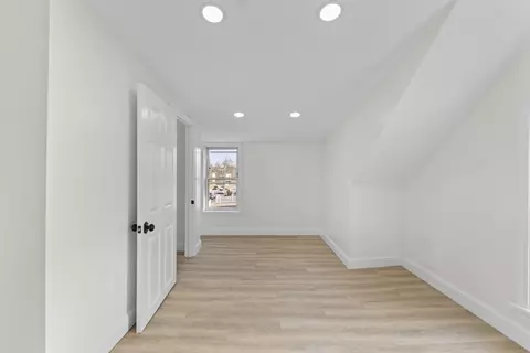 51 Miller St, Fall River, MA 02721 photo 36
