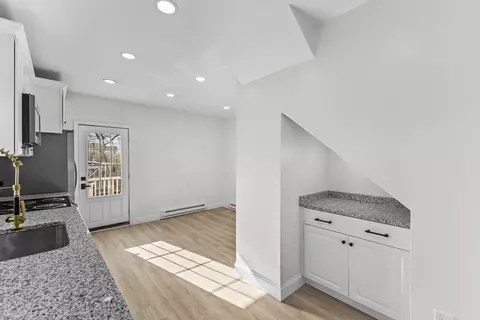 51 Miller St, Fall River, MA 02721 photo 10