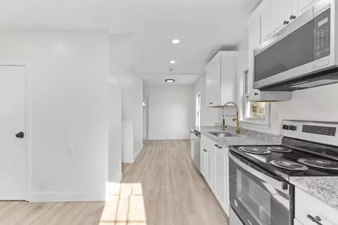 51 Miller St, Fall River, MA 02721 photo 11