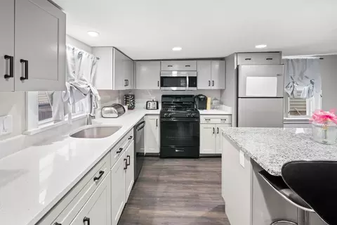 Kitchen - 26 Spring St, Fairhaven, MA 02719 photo 1 of 4