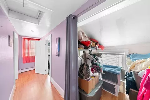 Entry Way - 26 Spring St, Fairhaven, MA 02719 photo 5 of 5