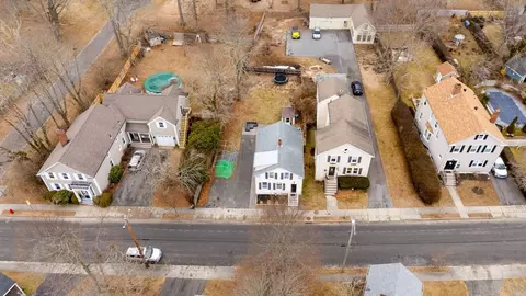View/Area - 26 Spring St, Fairhaven, MA 02719 photo 2 of 7