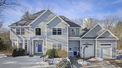 63 Mountwood Rd, Swampscott, MA 01907