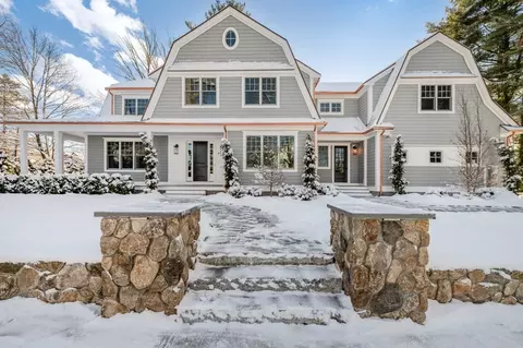 8 Brackett Rd, Newton, MA 02458