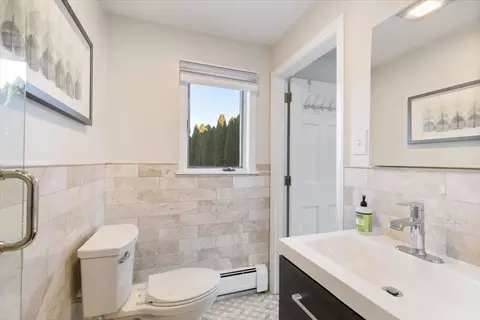 8 Sim Rd, Saugus, MA 01906 photo 13