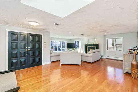 8 Sim Rd, Saugus, MA 01906 photo 3