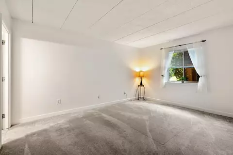 43 Angleside Rd #2, Waltham, MA 02453 photo 10