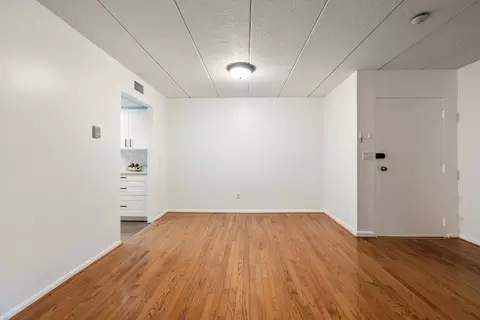 43 Angleside Rd #2, Waltham, MA 02453 photo 5