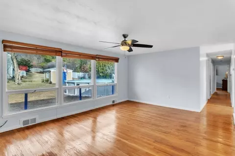 1098 Plumtree Rd, Springfield, MA 01119 photo 17