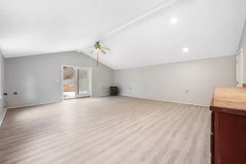 88 Eames Ave, Amherst, MA 01002 photo 22