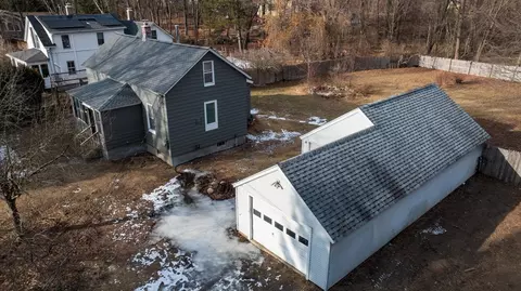 88 Eames Ave, Amherst, MA 01002 photo 2