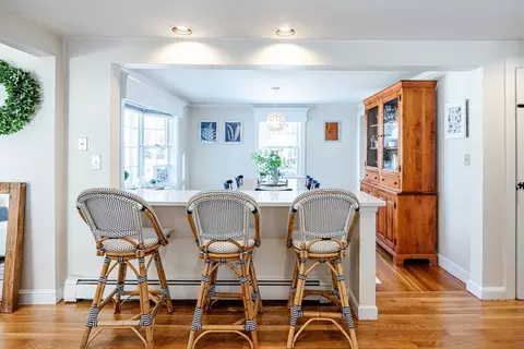 Dining - 18 Wentworth Rd, Reading, MA 01867 photo 2 of 2
