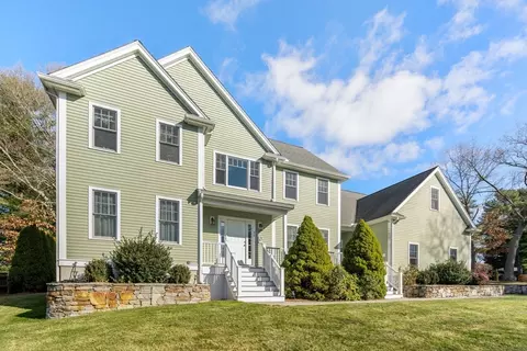 86 Strasser Ave, Westwood, MA 02090