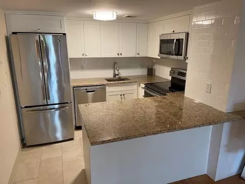 Kitchen - 51 John St #302, Brookline, MA 02446 photo 3 of 3