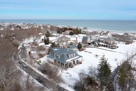 5 Raleigh Rd, Marshfield, MA 02050 photo 2