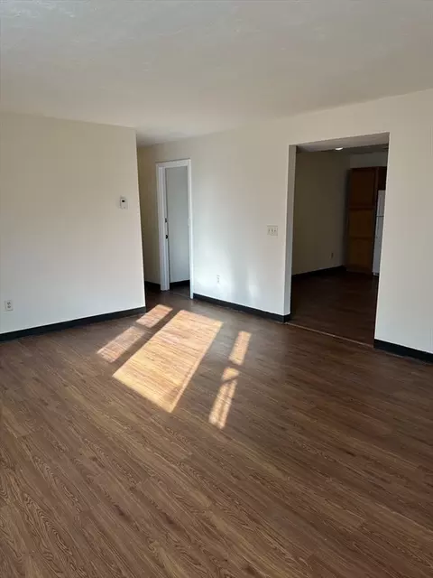 135 Vale St #5, Fall River, MA 02724 photo 2